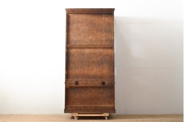 中古　希少な廃盤品!!　北海道民芸家具　OM158　落ち着きのある上品な空間づくりにおすすめの飾り棚(収納棚、キャビネット、陳列棚、店舗什器)(R-057585)