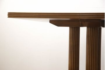 中古　美品　スペイン　バロッサバレンティ(VARO,S.A. VALENTI)　洗練された佇まいが高級感溢れるダイニングテーブル(定価約184万円)(4人掛け、6人掛け、机)(R-057587)