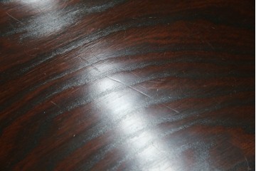 中古　美品　岩谷堂箪笥　重厚感ある金具と力強い木目が目を引く収納箪笥　(R-057588)