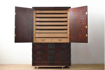 中古　美品　岩谷堂箪笥　奥行のある収納力抜群の衣装箪笥(和タンス、引き出し、着物箪笥)(R-057590)