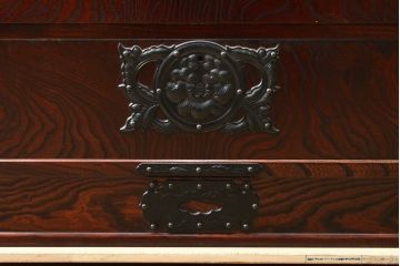 中古　美品　岩谷堂箪笥　奥行のある収納力抜群の衣装箪笥(和タンス、引き出し、着物箪笥)(R-057590)