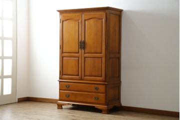 中古　美品　横浜ダニエル(daniel)　アーリーアメリカン　A-102型和タンス(定価約150万円)(引き出し、衣装盆、和箪笥、衣装箪笥、着物箪笥)(R-057593)