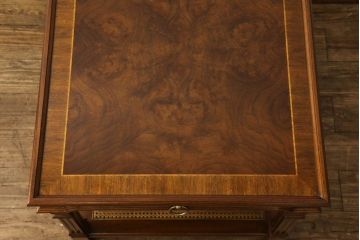 中古　美品　DREXEL HERITAGE(ドレクセルヘリテイジ)　補助テーブル付きのクラシカルなサイドテーブル(コーヒーテーブル、エンドテーブル)(R-057597)