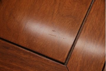 中古　美品　花梨材の温かみのある色合いと木目を楽しめる囲炉裏テーブル(カリン材、ローテーブル、ダイニングテーブル、木製火鉢)(R-057598)