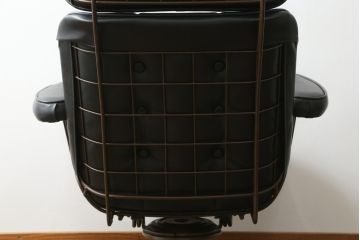 アメリカビンテージ　HOMECREST社(ホームクレスト)　希少!!メンズライクな空間づくりに活躍するストレスレスチェア+オットマンセット(パーソナルチェア、ラウンジチェア、アームチェア)(R-057600)