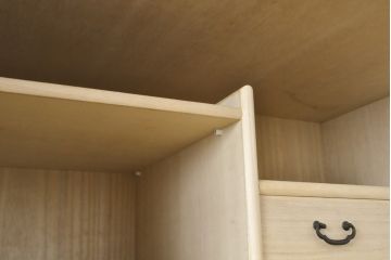 中古　美品　岩谷堂箪笥　奥行たっぷりサイズの特注品衣装箪笥(定価約90万円)(チェスト、洋服タンス、収納タンス、重ね箪笥)(R-057616)