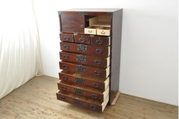 中古　美品　岩谷堂箪笥　奥行たっぷりサイズの特注品衣装箪笥(定価約90万円)(チェスト、洋服タンス、収納タンス、重ね箪笥)(R-057616)