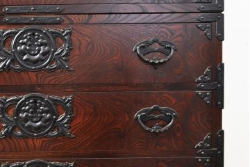 中古　美品　岩谷堂箪笥　奥行たっぷりサイズの特注品衣装箪笥(定価約90万円)(チェスト、洋服タンス、収納タンス、重ね箪笥)(R-057616)