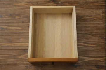中古　美品　屋久杉　密に詰まった杢目が美しいワードローブ(定価約70万円)(洋服タンス、収納棚)(R-057634)