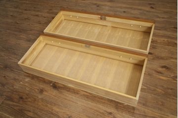 中古　美品　屋久杉　密に詰まった杢目が美しいワードローブ(定価約70万円)(洋服タンス、収納棚)(R-057634)