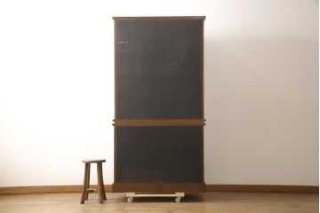 和製ビンテージ　上手物!　中桐・前面欅(ケヤキ)材　立派な造りが魅力的な民芸重ねキャビネット(食器棚、水屋箪笥、戸棚、収納棚、本棚、ヴィンテージ)(R-057635)