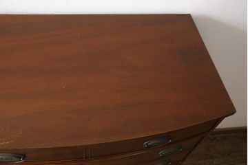 中古　美品　ヘリテイジヘンレドン(Heritage　Henredon)　マホガニー材　上品でクラシカルな雰囲気を漂わせるチェスト(洋服タンス、引き出し)(R-057647)