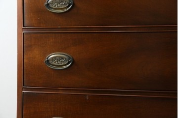 中古　ヘリテイジヘンレドン(Heritage　Henredon)　マホガニー材　上品でクラシカルな雰囲気を漂わせるチェスト　(R-057647)