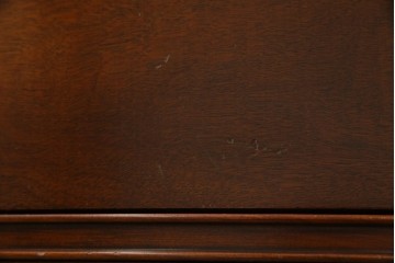 中古　ヘリテイジヘンレドン(Heritage　Henredon)　マホガニー材　上品でクラシカルな雰囲気を漂わせるチェスト　(R-057647)