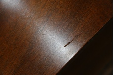 中古　ヘリテイジヘンレドン(Heritage　Henredon)　マホガニー材　上品でクラシカルな雰囲気を漂わせるチェスト　(R-057647)