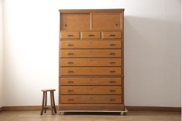 中古　民芸家具　屋久杉を贅沢に使用した木の温もりあふれる重ね箪笥(衣装箪笥、引き出し、チェスト、引き出し10杯)(R-057653)