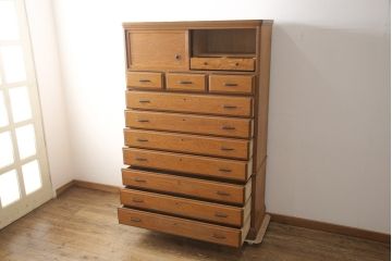中古　民芸家具　屋久杉を贅沢に使用した木の温もりあふれる重ね箪笥(衣装箪笥、引き出し、チェスト、引き出し10杯)(R-057653)
