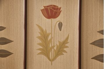 中古　美品　最高級　桐の松山(松山家具)　蒔絵入り　上質な和の空間づくりにおすすめの大阪泉州総桐箪笥(並厚、四方丸、総桐たんす、着物箪笥、衣装箪笥、整理タンス)(定価約250万円)(R-057657)