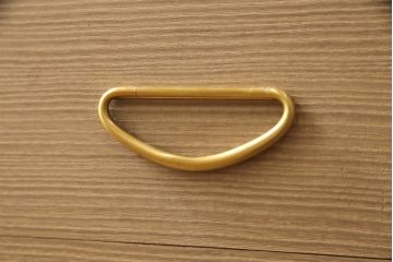 中古　美品　最高級　桐の松山(松山家具)　蒔絵入り　上質な和の空間づくりにおすすめの大阪泉州総桐箪笥(並厚、四方丸、総桐たんす、着物箪笥、衣装箪笥、整理タンス)(定価約250万円)(R-057657)