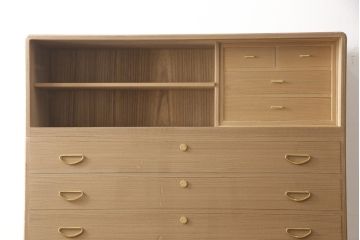 中古　美品　最高級　桐の松山(松山家具)　蒔絵入り　上質な和の空間づくりにおすすめの大阪泉州総桐箪笥(並厚、四方丸、総桐たんす、着物箪笥、衣装箪笥、整理タンス)(定価約250万円)(R-057660)