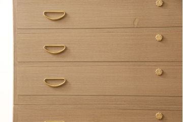 中古　美品　最高級　桐の松山(松山家具)　蒔絵入り　上質な和の空間づくりにおすすめの大阪泉州総桐箪笥(並厚、四方丸、総桐たんす、着物箪笥、衣装箪笥、整理タンス)(定価約250万円)(R-057660)