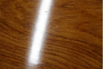 中古　美品　花梨材の温かみのある色合いと木目を楽しめる収納付きベンチ(長椅子、イス、板座チェア)(R-057670)