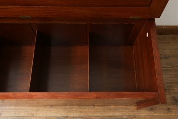 中古　美品　花梨材の温かみのある色合いと木目を楽しめる収納付きベンチ(長椅子、イス、板座チェア)(R-057671)