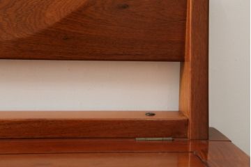 中古　美品　花梨材の温かみのある色合いと木目を楽しめる収納付きベンチ(長椅子、イス、板座チェア)(R-057671)