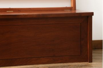 中古　美品　花梨材の温かみのある色合いと木目を楽しめる収納付きベンチ(長椅子、イス、板座チェア)(R-057671)