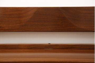 中古　美品　花梨材の温かみのある色合いと木目を楽しめる収納付きベンチ(長椅子、イス、板座チェア)(R-057672)