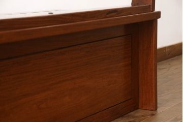 中古　美品　花梨材の温かみのある色合いと木目を楽しめる収納付きベンチ(長椅子、イス、板座チェア)(R-057672)