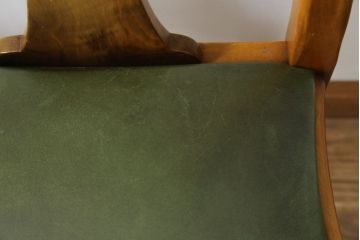 中古　バロッサバレンティ(VARO,S.A. VALENTI)　優雅な曲線美の猫脚と背もたれのデザインがクラシカルな雰囲気を高めるダイニングチェア2脚セット(椅子)(2脚で定価約35万円)(R-057676)