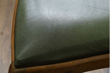 中古　バロッサバレンティ(VARO,S.A. VALENTI)　優雅な曲線美の猫脚と背もたれのデザインがクラシカルな雰囲気を高めるダイニングチェア2脚セット(椅子)(2脚で定価約35万円)(R-057676)