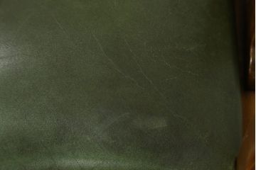 中古　バロッサバレンティ(VARO,S.A. VALENTI)　優雅な曲線美の猫脚と背もたれのデザインがクラシカルな雰囲気を高めるダイニングチェア2脚セット(椅子)(2脚で定価約35万円)(R-057676)
