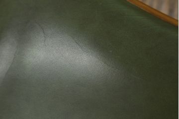 中古　バロッサバレンティ(VARO,S.A. VALENTI)　優雅な曲線美の猫脚と背もたれのデザインがクラシカルな雰囲気を高めるダイニングチェア2脚セット(椅子)(2脚で定価約35万円)(R-057676)