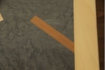北欧ビンテージ　スウェーデン　GARSNAS(ヤシネス)　コンテンポラリー　個性的な図柄が目を引くセンターテーブル(ローテーブル、リビングテーブル、ヴィンテージ)(R-057678)