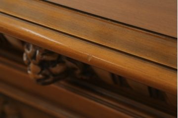 中古　イタリア家具　最高級　素晴らしい彫刻がまるで芸術品!置くだけで目を引く特大サイドボード(キャビネット、カウンターテーブル、収納棚、戸棚)(R-057687)