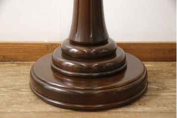 中古　カリモク家具(karimoku)　クラシカルな雰囲気を醸し出すポールハンガー(ホールハンガー、コートハンガー、帽子掛け、店舗什器)(R-057692)