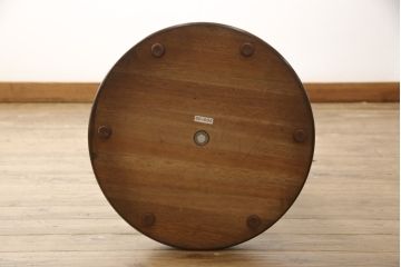 中古　カリモク家具(karimoku)　クラシカルな雰囲気を醸し出すポールハンガー(ホールハンガー、コートハンガー、帽子掛け、店舗什器)(R-057692)