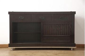 中古　美品　高級品!　国産工芸家具　南部箪笥　タモ材　重厚感ある佇まいの漆塗り水屋箪笥サイドボード(定価88万円)(食器棚、和風食器棚、収納棚、戸棚)(R-057701)