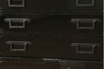 和製アンティーク　美品　秋田　黒漆塗りが艶やかで美しい小箪笥(収納箪笥、サイドチェスト、時代箪笥、引き出し)(R-057706)
