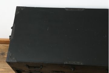 和製アンティーク　美品　秋田　黒漆塗りが艶やかで美しい小箪笥(収納箪笥、サイドチェスト、時代箪笥、引き出し)(R-057706)