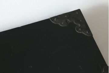 和製アンティーク　美品　秋田　黒漆塗りが艶やかで美しい小箪笥(収納箪笥、サイドチェスト、時代箪笥、引き出し)(R-057706)