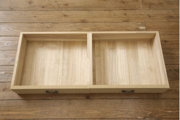 中古　渋い色合いの金具が粋な雰囲気を醸し出す加茂総桐帯箪笥(並厚、総桐たんす、着物箪笥、衣装箪笥、整理タンス)(R-057707)