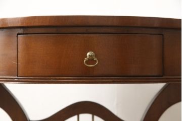 中古　イタリア　凝ったデザインが空間のアクセントになる象嵌入りサイドテーブル(飾り台、ナイトテーブル)(R-057709)