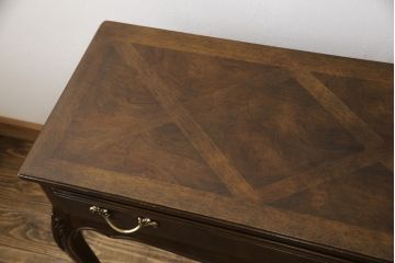 中古　美品　DREXEL HERITAGE(ドレクセルヘリテイジ)　上品な意匠が魅力的なコンソールテーブル(サイドテーブル、作業台、引き出し)(R-057713)