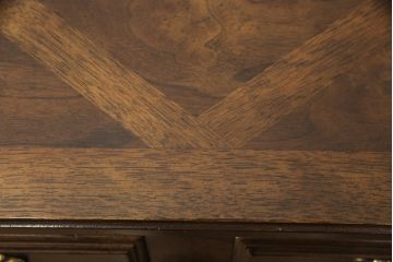 中古　美品　DREXEL HERITAGE(ドレクセルヘリテイジ)　上品な意匠が魅力的なコンソールテーブル(サイドテーブル、作業台、引き出し)(R-057713)