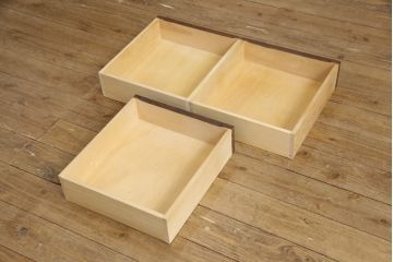中古　北海道民芸家具　落ち着きのある上品な佇まいが魅力のローボード(収納棚、サイドボード、テレビ台)(R-057716)