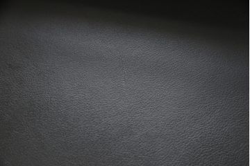 中古　美品　高級品　ドイツ　ロルフベンツ(ROLF BENZ)　本革　シンプルモダンな1人掛けレザーソファ(定価約50万円)(一人掛け、アームチェア)(R-057720)
