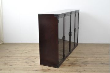 中古　二本松工藝館　田中家具　台輪・脚付きリメイク　重厚感ある佇まいが魅力的な水屋箪笥キャビネット(食器棚、戸棚、収納棚、飾り棚)(R-057729)